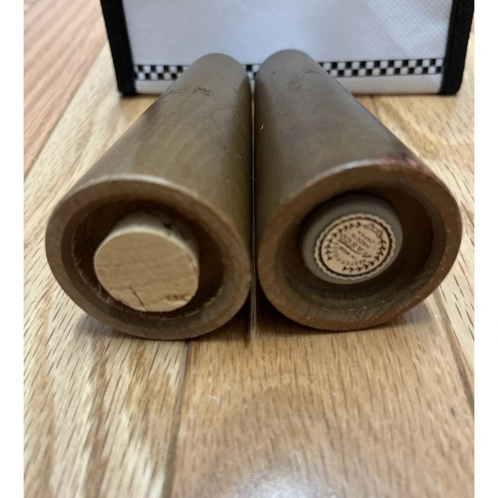 VTG MID-CENTURY‎ Modern SALT PEPPER Shaker Set TAPERED Wood Atomic MCM TABLE LEG